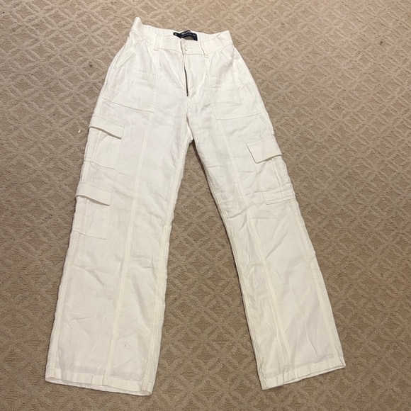 Ladies linen cargos - Picture 1 of 7